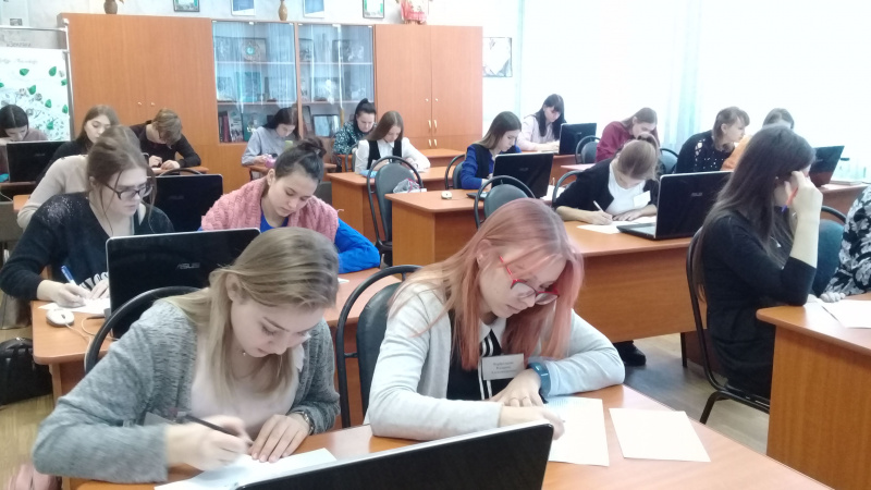 Я б в вожатые пошел!