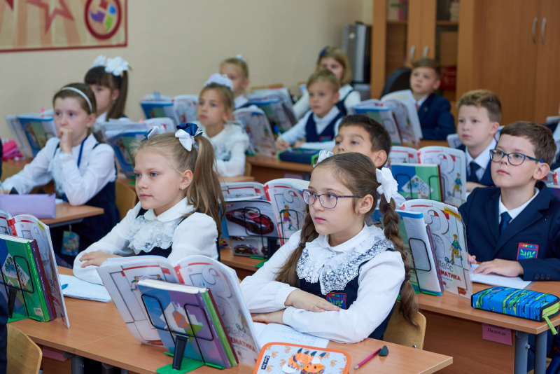 Правительство направит почти 92 млрд рублей на ремонт и оснащение школ