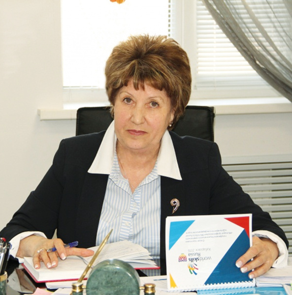 Поздравляем ректора Института !