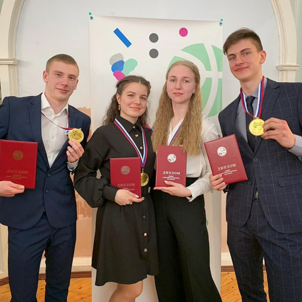 Победителями и призёрами Всероссийской олимпиады стали 17 школьников из Хабаровского края