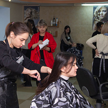 Процедура независимой оценки квалификаций: - Парикмахер (КГА ПОУ ХТК)  25.01.2019 г.