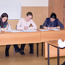 Процедура независимой оценки квалификаций: - Агент по приему и обработке заказов на экскурсии - Горничная